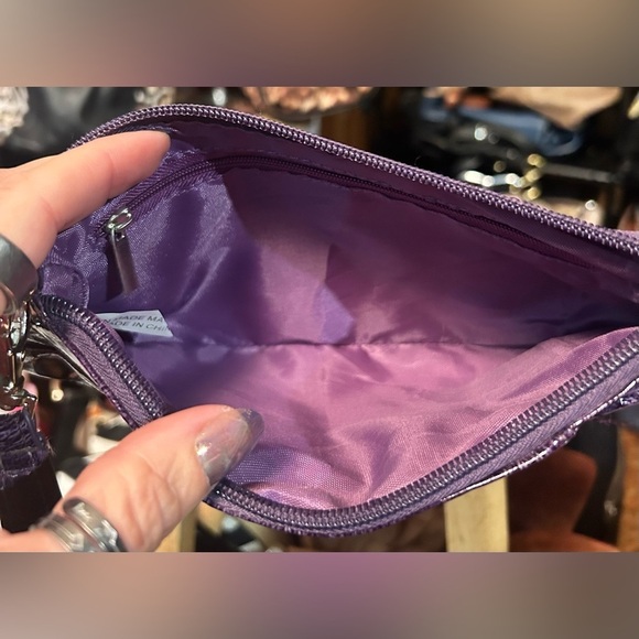 Deep Purple Vegan Patent Leather Clutch Wristlet Bag NWOT!​​​ - Picture 5 of 6